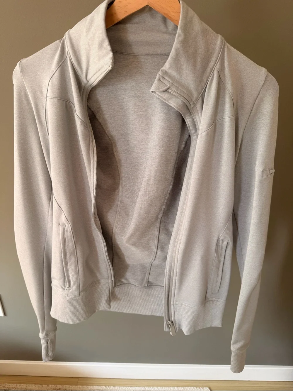 Alo Yoga Grey Heather Full Zip Moto Active Jacket Zip Sleeve Pocket XS